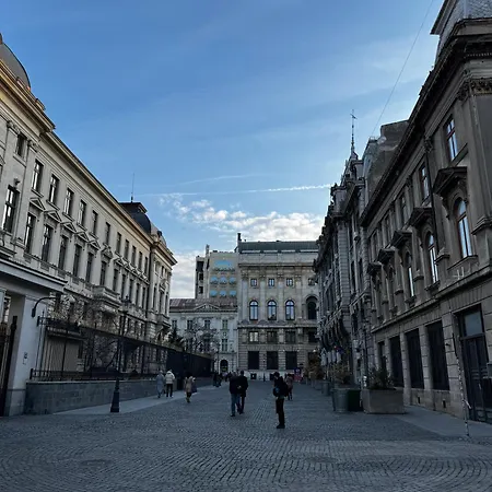 Old Town By Chr Luxury Property * Bukareszt